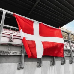 Unisport Dänemark Stadium Flag - Rot/Weiß